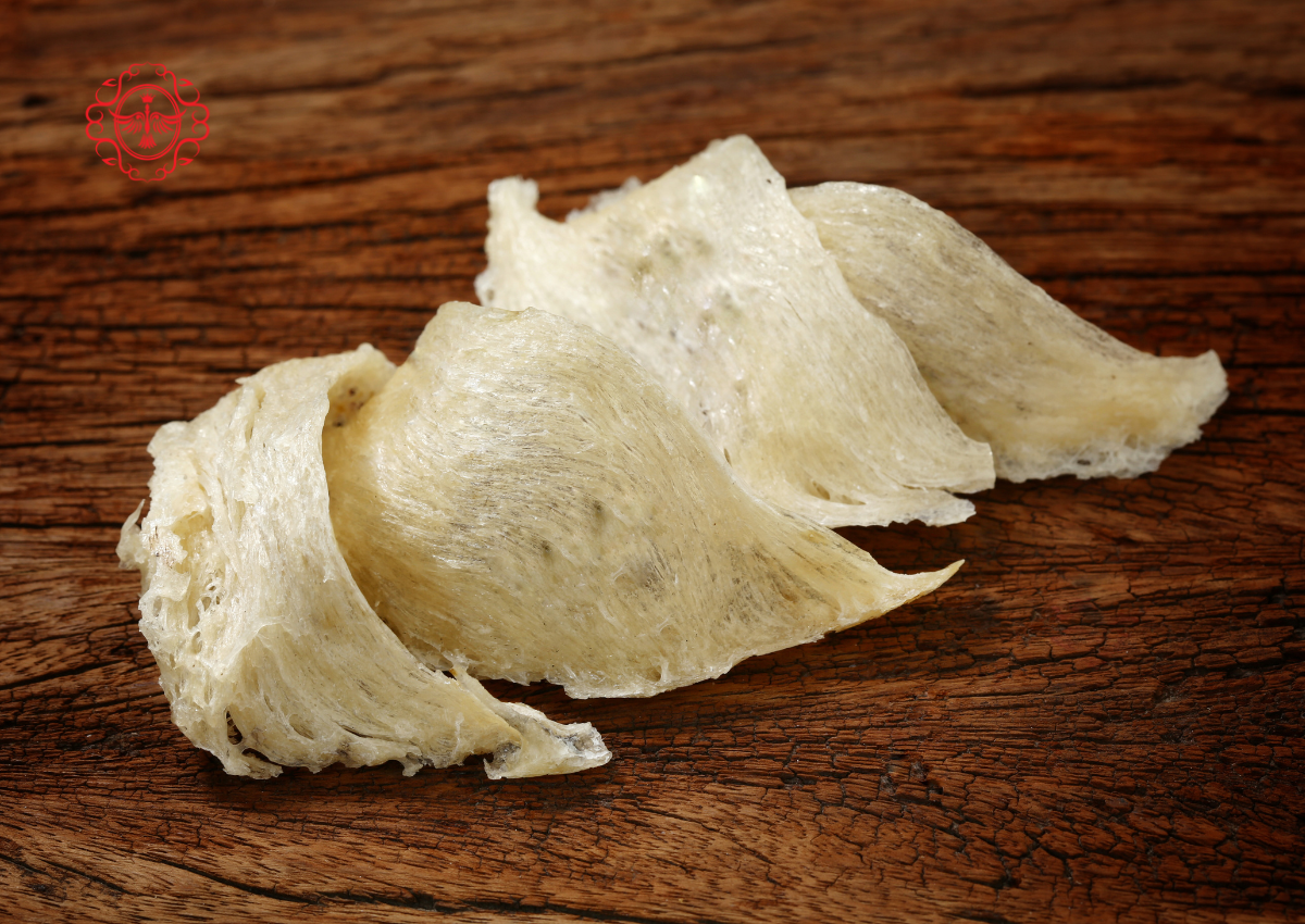 yen-sao-tu-nhien-va-yen-nuoi-yen-nao-tot-01